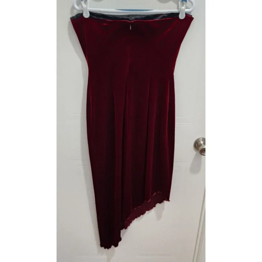 Vtg Y2K Cache Women's Strapless Sheath Dress Asymmetrical Hem Red Velvet Size 8 - Picture 4 of 11